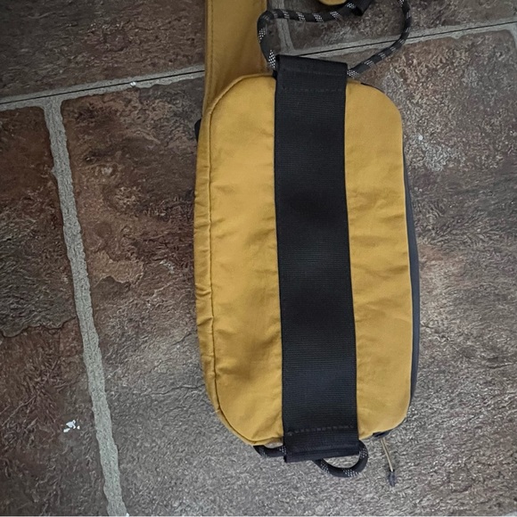 Lululemon Mustard Crossbody Bag - Picture 3 of 5